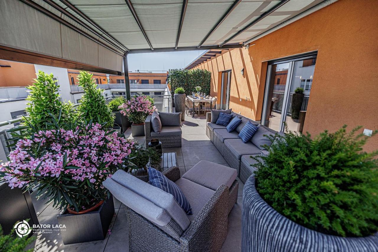 Buekk Penthouse, Panorama Jacuzzival Apartment Miskolc Bagian luar foto